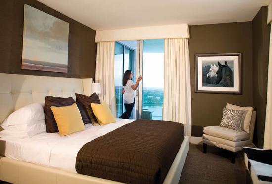 FORT-LAUDERDALE-TAO-bed
